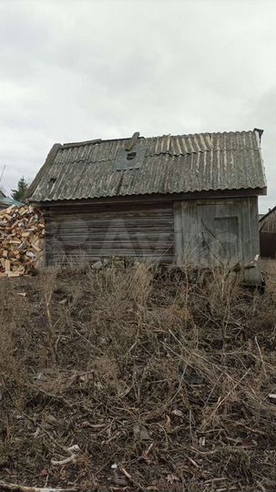 Дом 28 м² на участке 10 сот.