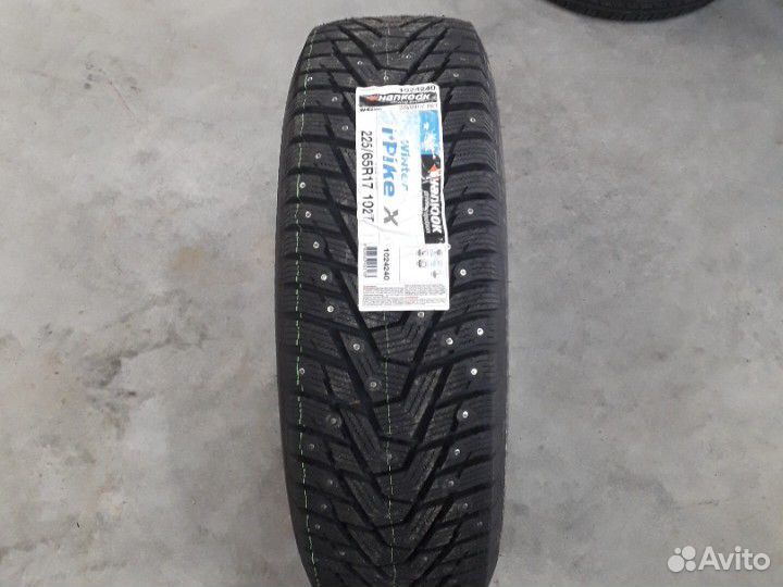 Hankook Winter i'Pike X W429A 225/65 R17 102T