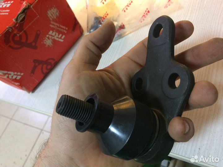 Шаровые TRW JBJ722