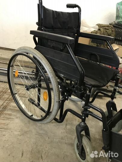 Коляска инвалидная новая
