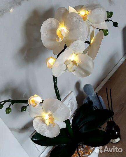 Светильник орхидея