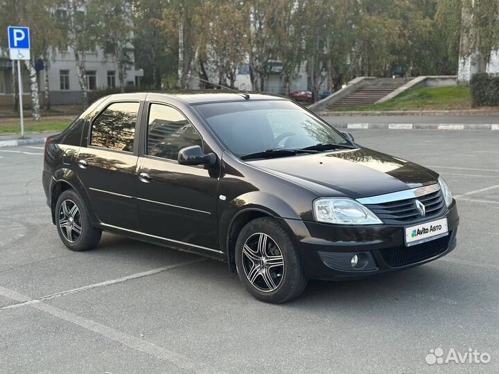 Renault Logan 1.6 AT, 2011, 133 000 км