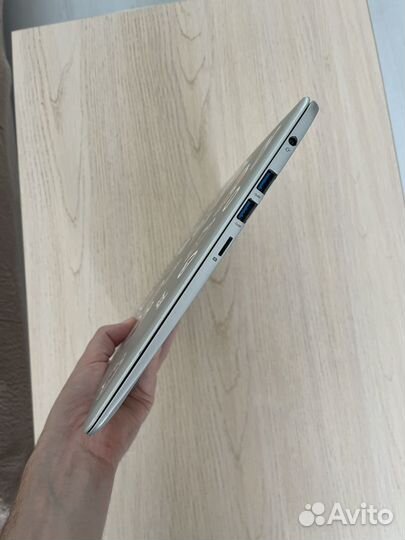 Ноутбук Haier Lightbook s378s