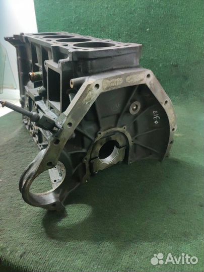 Блок цилиндров R6110111201 mercedes-benz Vito W638