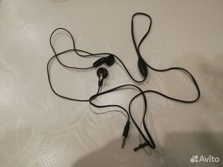 Наушники