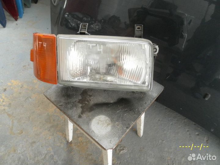 Фара правая в сборе Фольксваген Т4 транспортёр