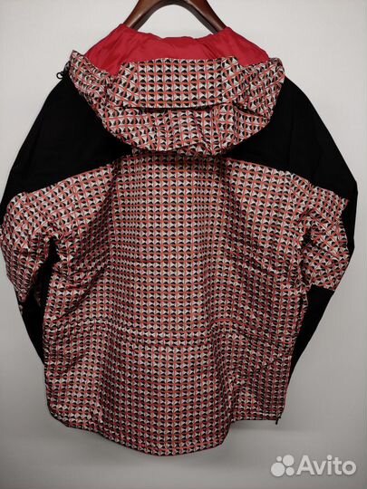 Supreme X The North Face Studded Mountain Size L