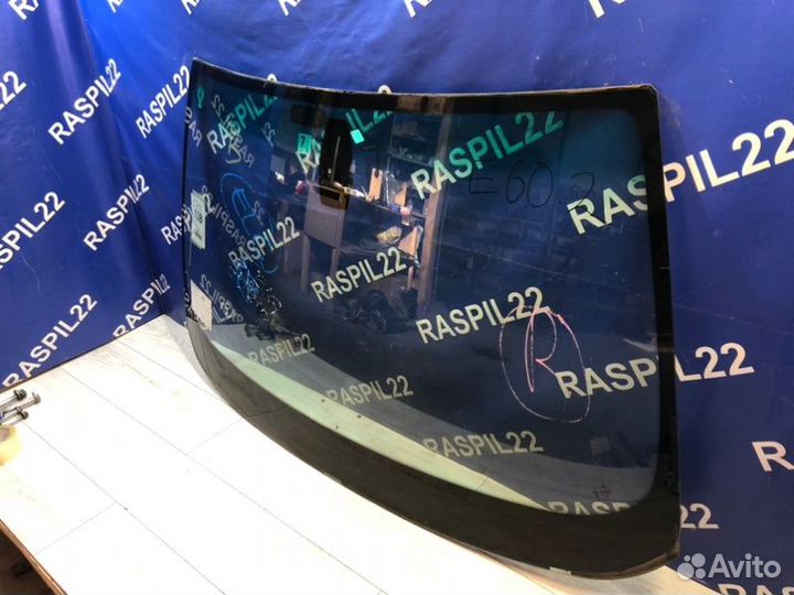 Стекло лобовое Bmw 525I Левый Руль Пробег: 80.080