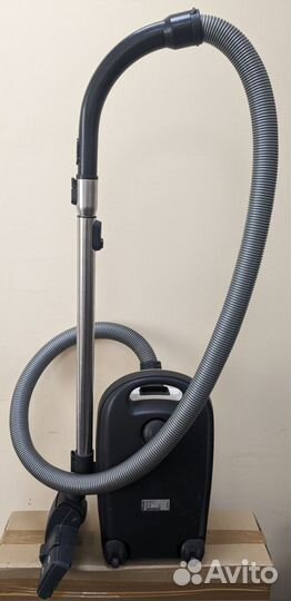 Пылесос Miele S4212