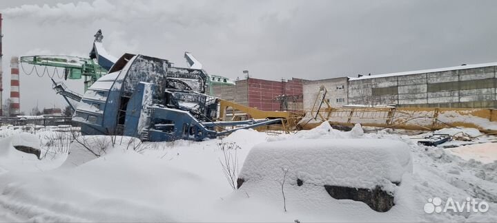 Демонтаж металлических конструкций. Крашер