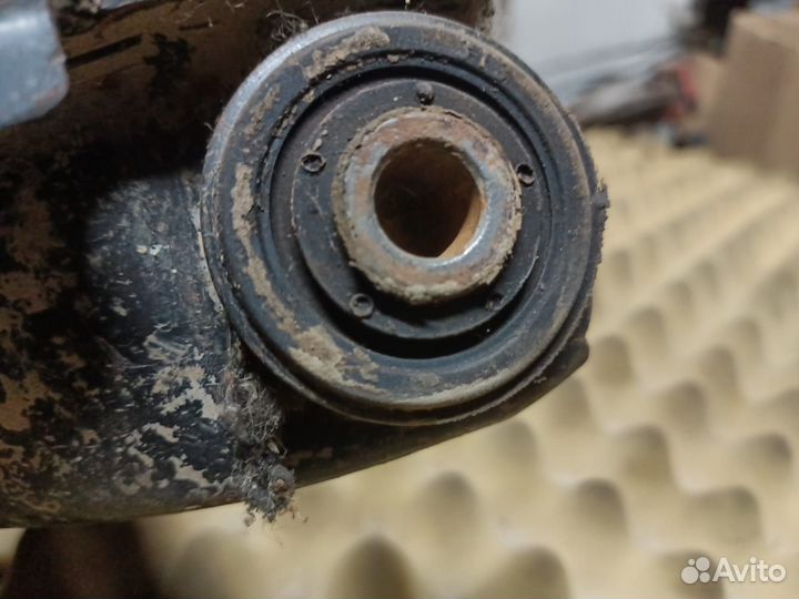 Рычаг подвески рено логан 1