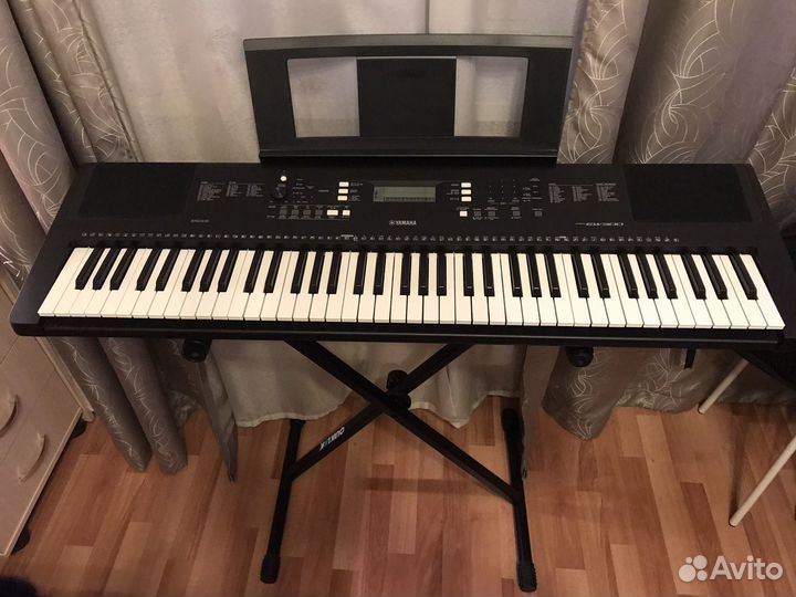 Yamaha PSR EW300