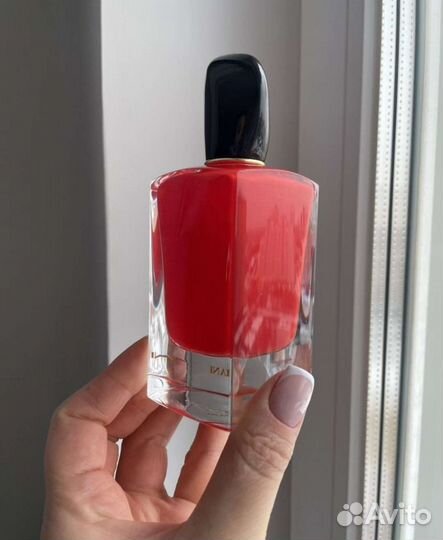 Женская парфюмерная вода Giorgio Armani Si Passion