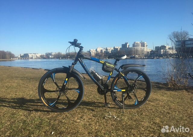 Велосипед на литых дисках