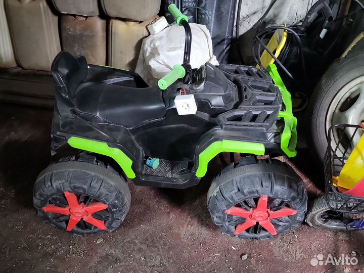 Машинка-каталка