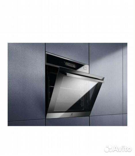 Духовой шкаф с паром Electrolux eob9s31wx