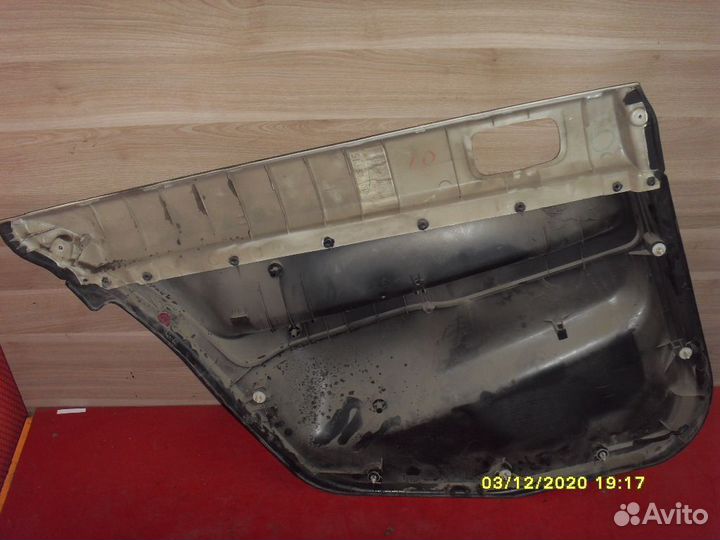 Обшивка задней двери MR444252 Mitsubishi Lancer 9