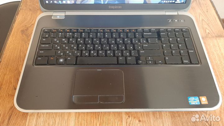 17-дюймовый шустрый Dell Inspiron n5720 #1024