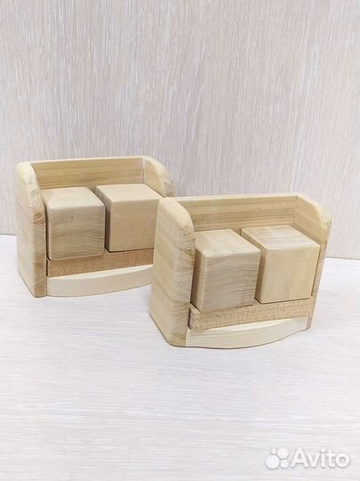 Вечный календарь из дерева