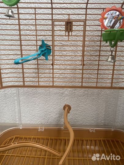 Большая клетка для птиц