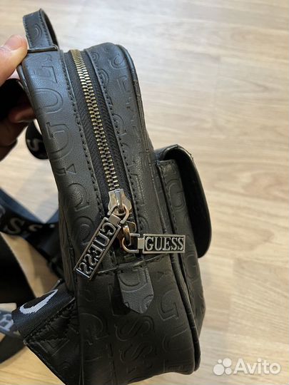 Рюкзак guess