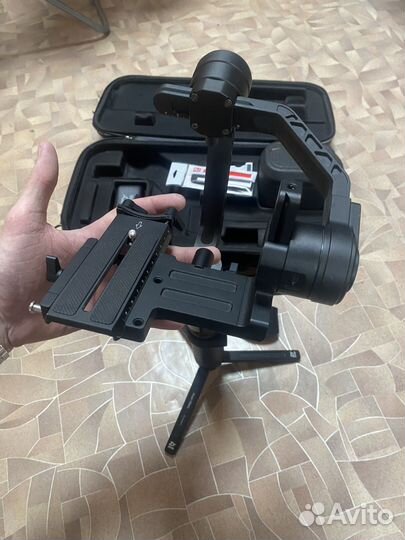 Zhiyun crane 2 + follow focus