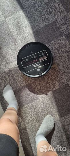 Робот пылесос моющий redmond