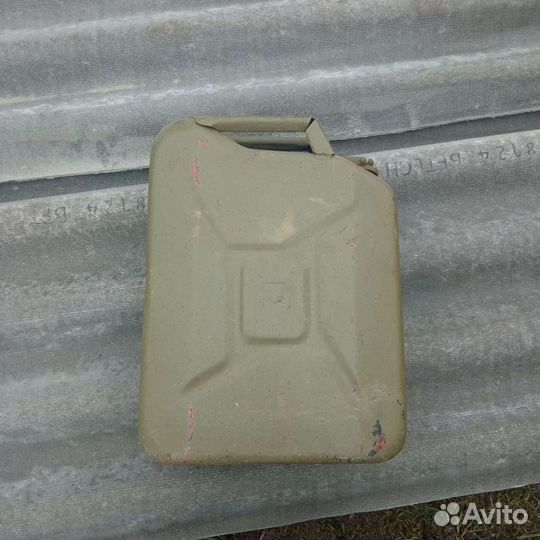 Канистры металлические