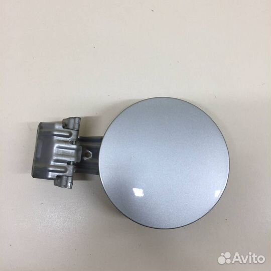 Лючок бензобака Toyota Auris E150 2006-2012