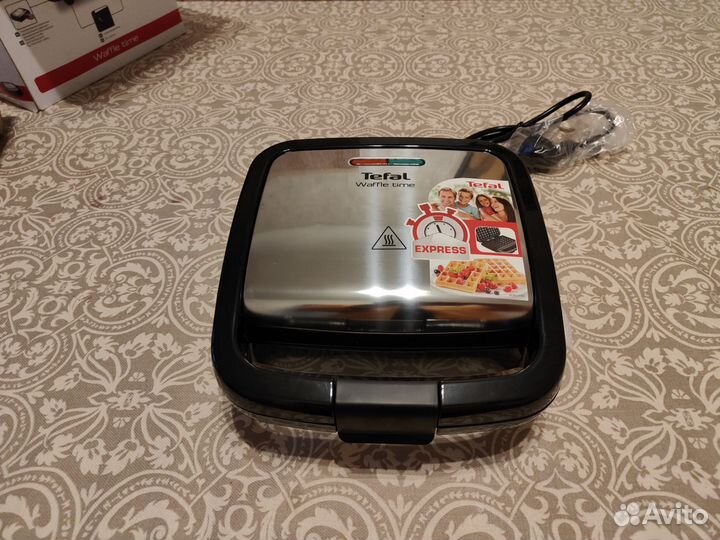 Вафельница tefal sw05-m