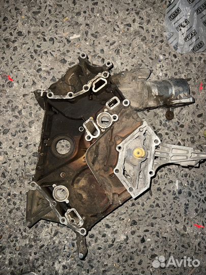 Перед крышка двигателя m113