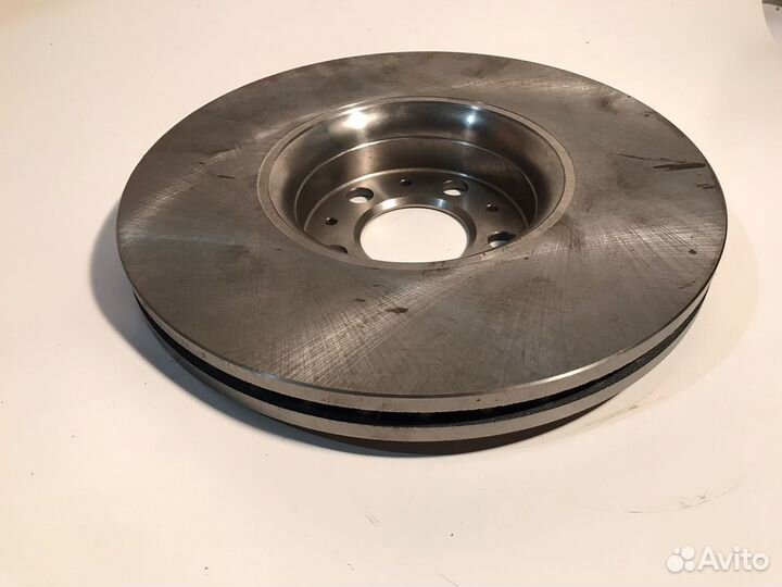 Диск тормозной передний