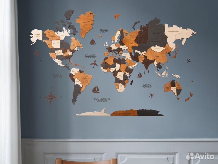 Карта мира из дерева