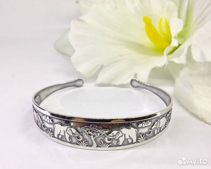 Браслет посеребреный