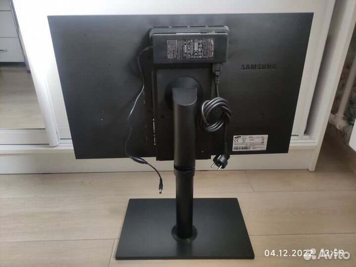 Мониторы 24 дюймов