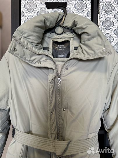 Пуховик bershka
