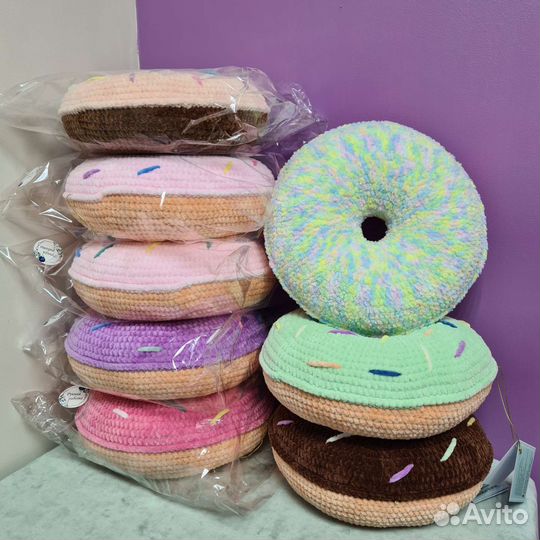 Подушка пончик