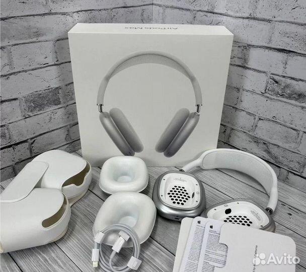 AirPods Max (Premium)