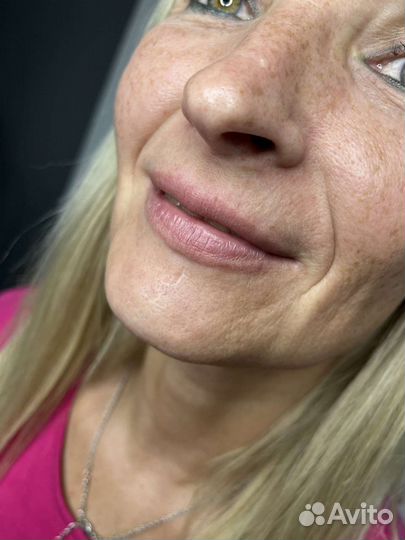 Модель на перманентный макияж