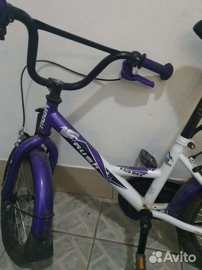 Детский велосипед 16