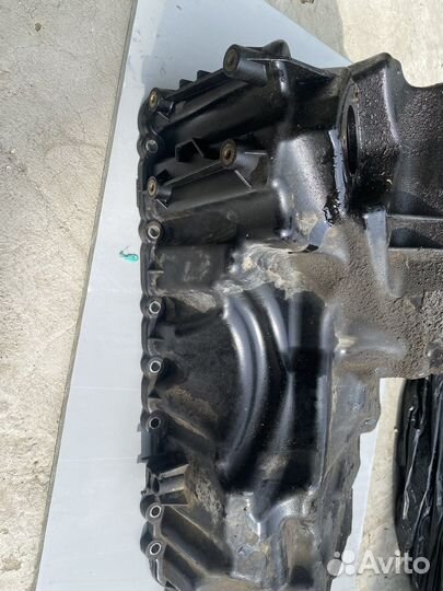 Поддон двигателя BMW 520i