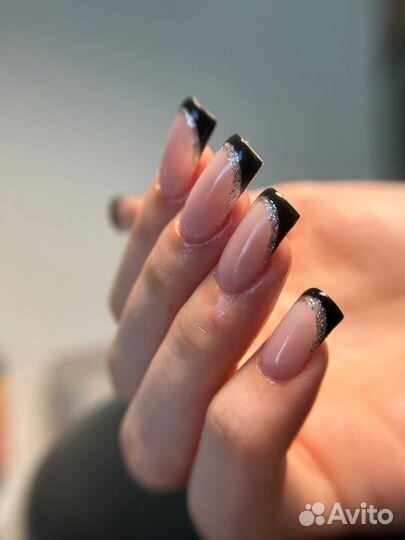 Мастер маникюра и педикюра