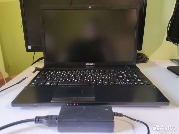 Игровой ноутбук samsung.core i5 + 8 Гб оперативки