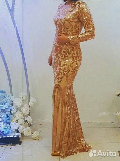 Вечернее платье