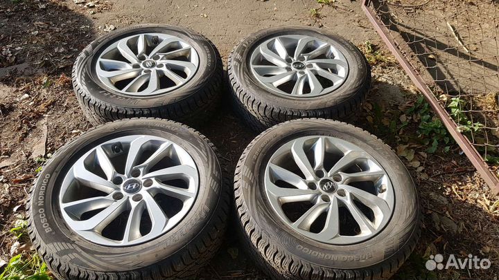 R17 Viatti Bosco Nordico V-523 225/60, PCD 5x114.3 DIA 67.1