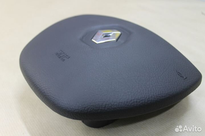 Рулевая накладка Renault Logan 2 образец