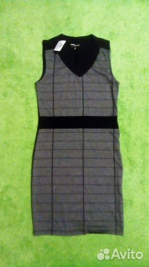 Платье новое 44