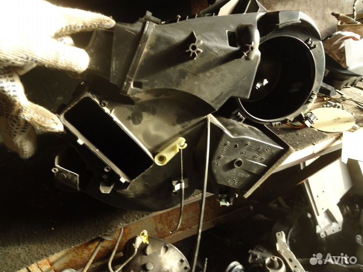 Корпус отопителя Peugeot 206