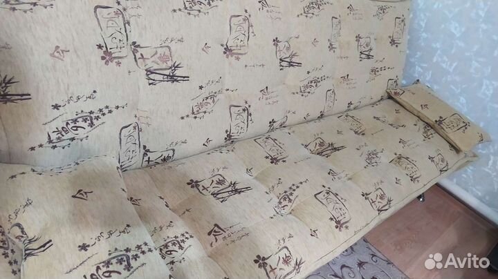 Диван и два кресла