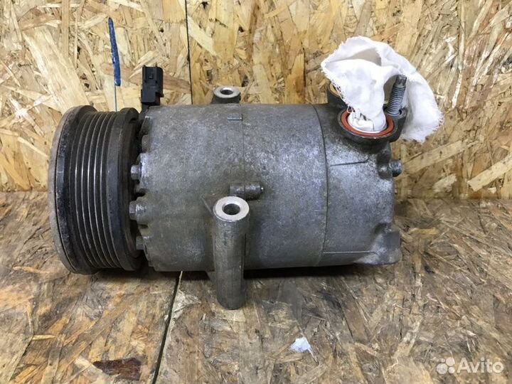 Компрессор кондиционера Ford Focus 3 седан 1.6